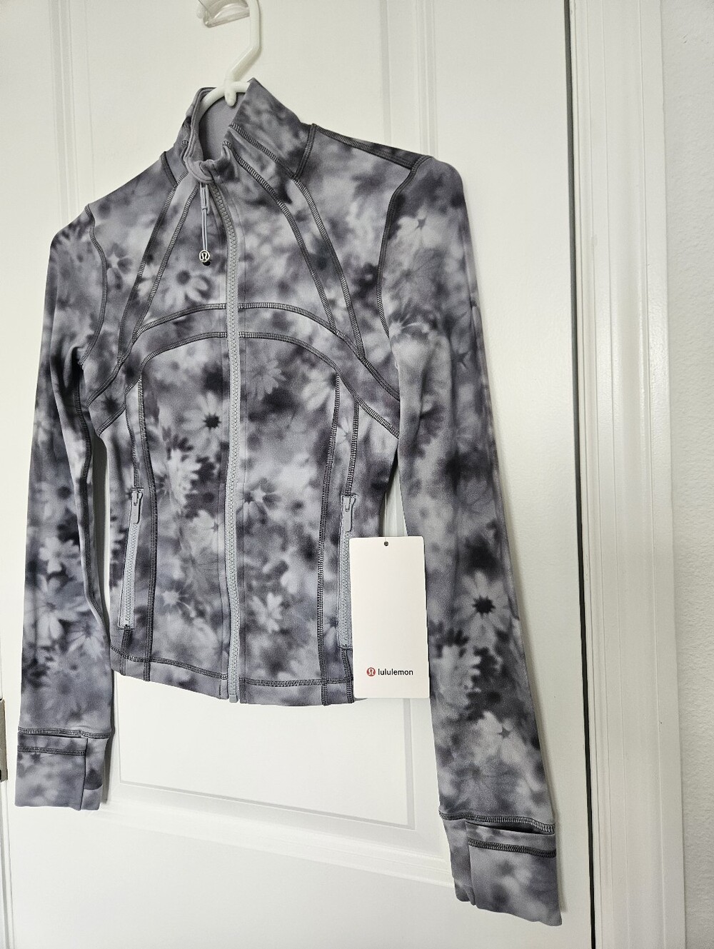 NWT $128 Lululemon Define Cropped Jacket Nulu Size 2 Meadow Haze Grey Multi